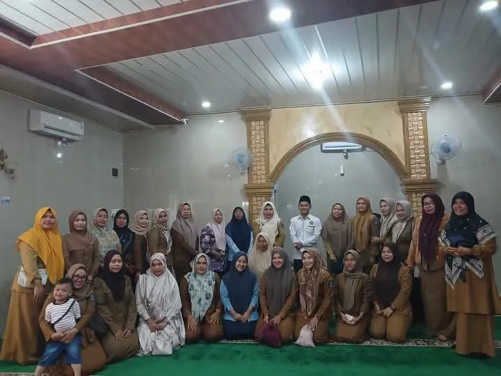 Pemko Sibolga Bangun Budaya Kerja Religius, ASN Muslim Rutin Salat Berjemaah