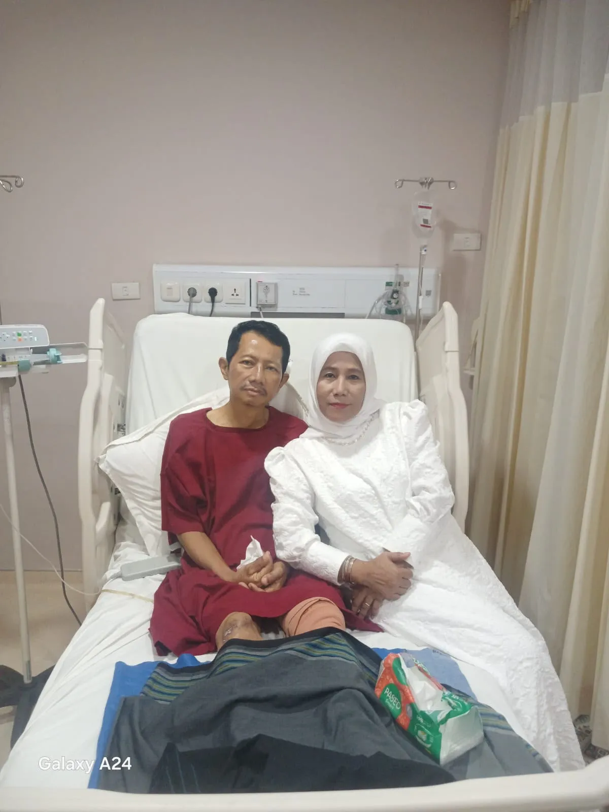 Tulang Kaki Patah akibat Kecelakaan, Guru ASN M. Ridwan Berjuang Pulih dengan JKK TASPEN