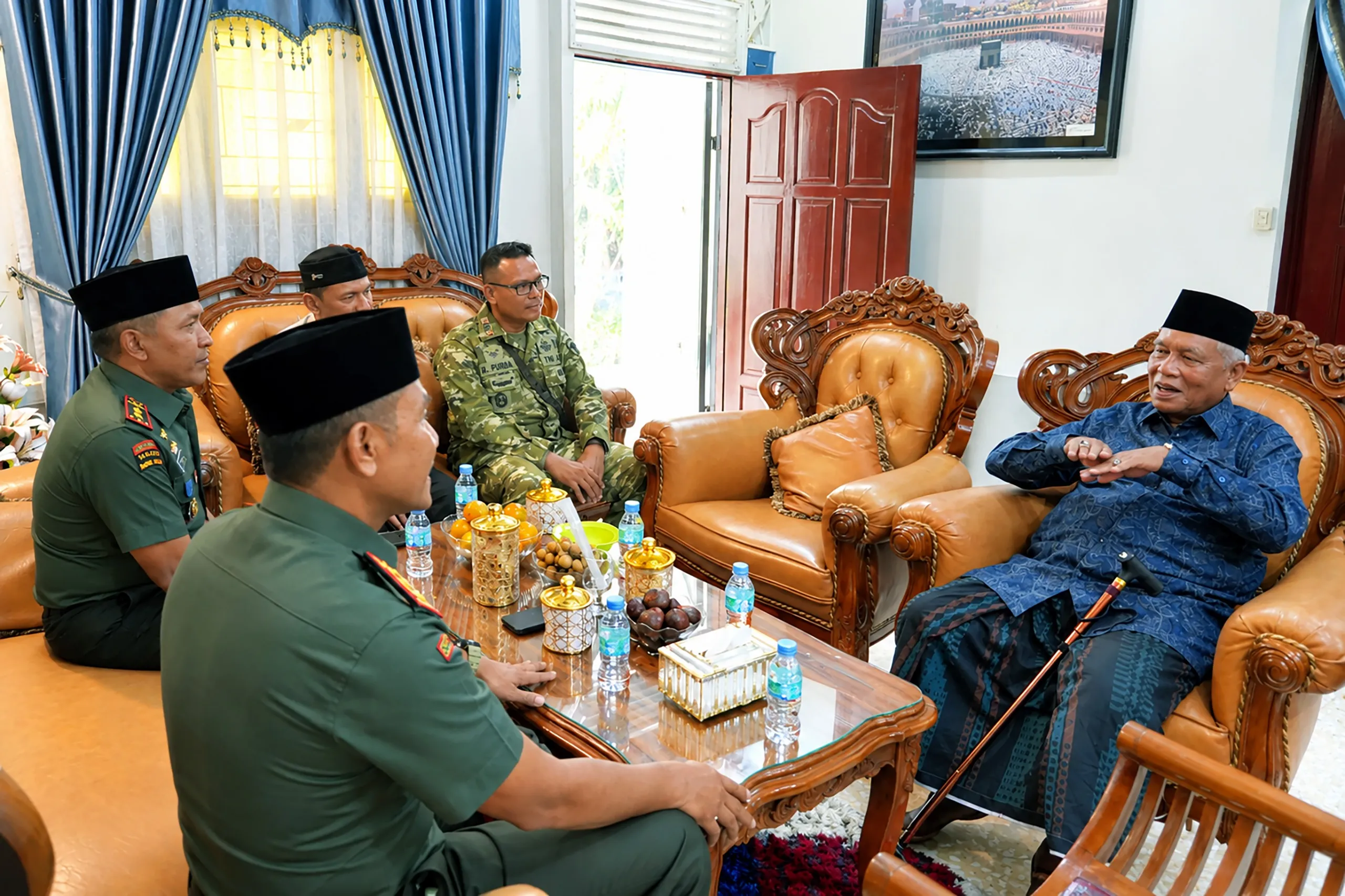 Ulama Kharismatik Aceh Abu Manan: TNI dan Ulama Tidak Bisa Dipisahkan
