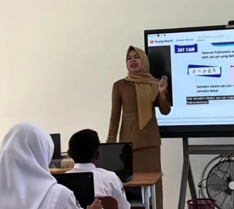 Revitalisasi Sekolah, Siswi SMPN 1 Pegajahan Makin Semangat Belajar