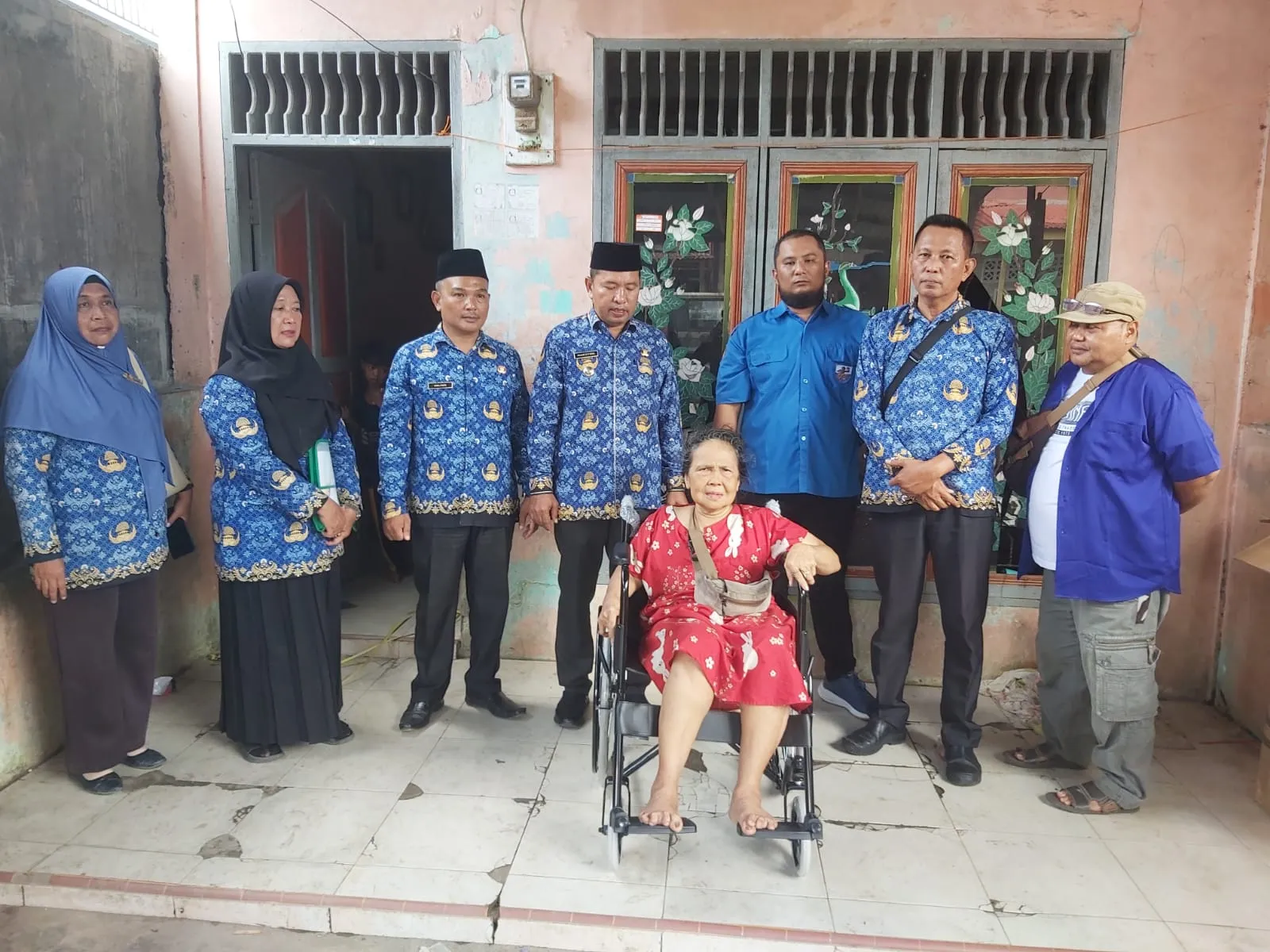 Plt Bupati Langkat Salurkan 44 Unit Alat Bantu Disabilitas di Babalan