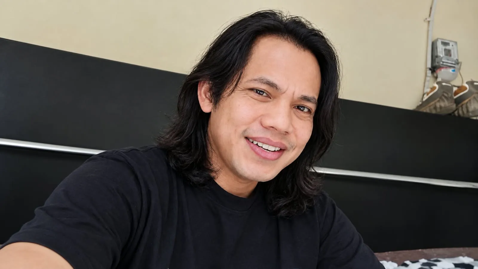 Rahmat RS Lantunkan Lara, Slow Rock Aceh Berkisah Cinta Terhalang Kasta