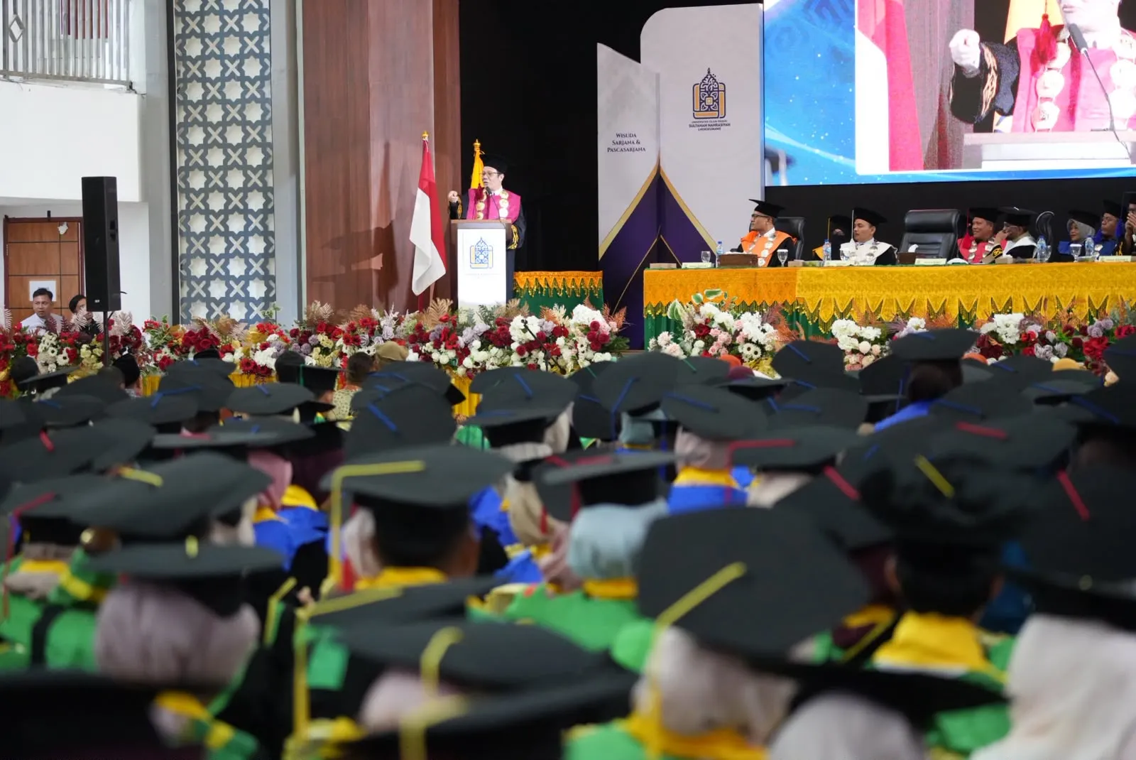 Pesan Rektor UIN SUNA ke Wisudawan: "Sukses Itu Bukan Bagi yang Tinggi Ilmunya Saja"