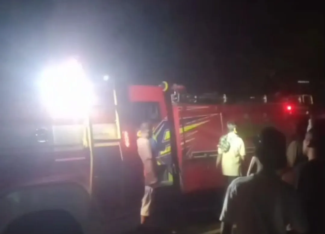 Dua Rumah di Desa Sidojadi Musnah Terbakar, Tiga Unit Mobil Damkar Dikerahkan