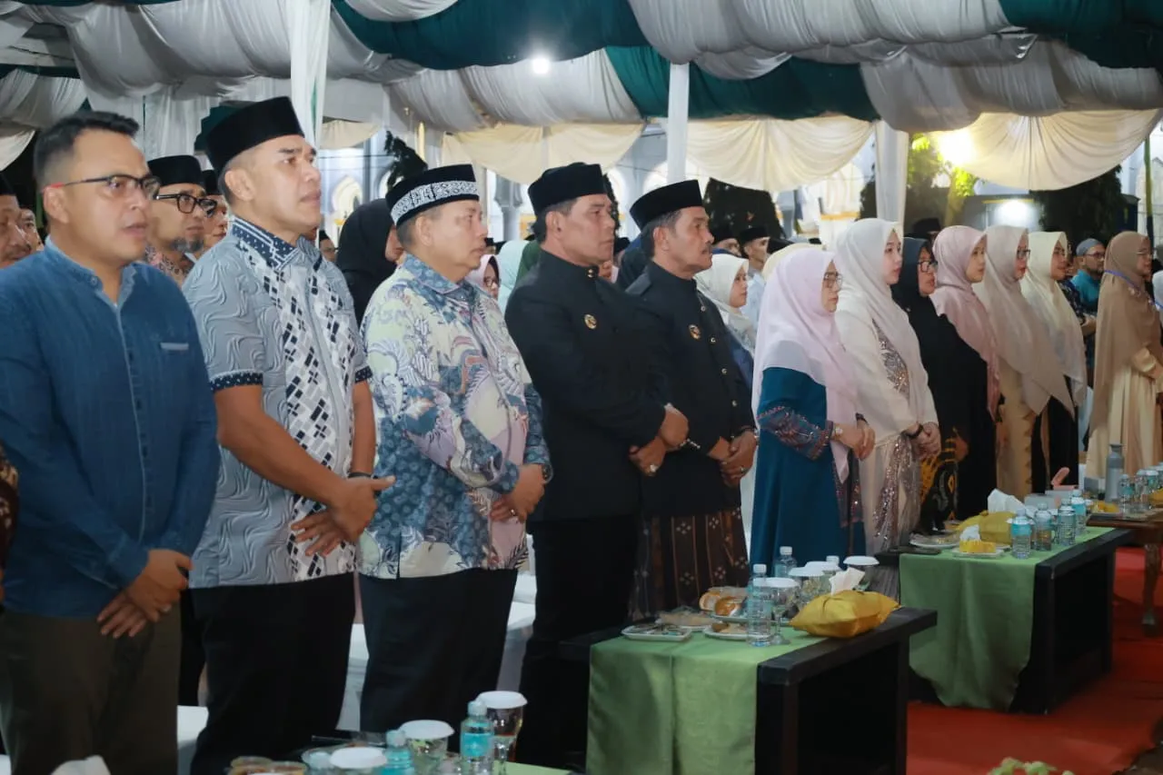 Malam Penutupan, Ribuan Masyarakat Saksikan Pengumuman Juara MTQ ke-35 Aceh Besar