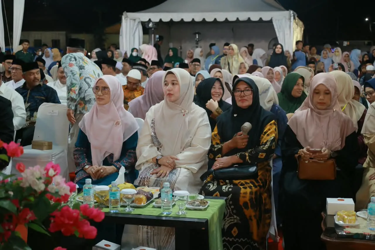 Malam Penutupan, Ribuan Masyarakat Saksikan Pengumuman Juara MTQ ke-35 Aceh Besar