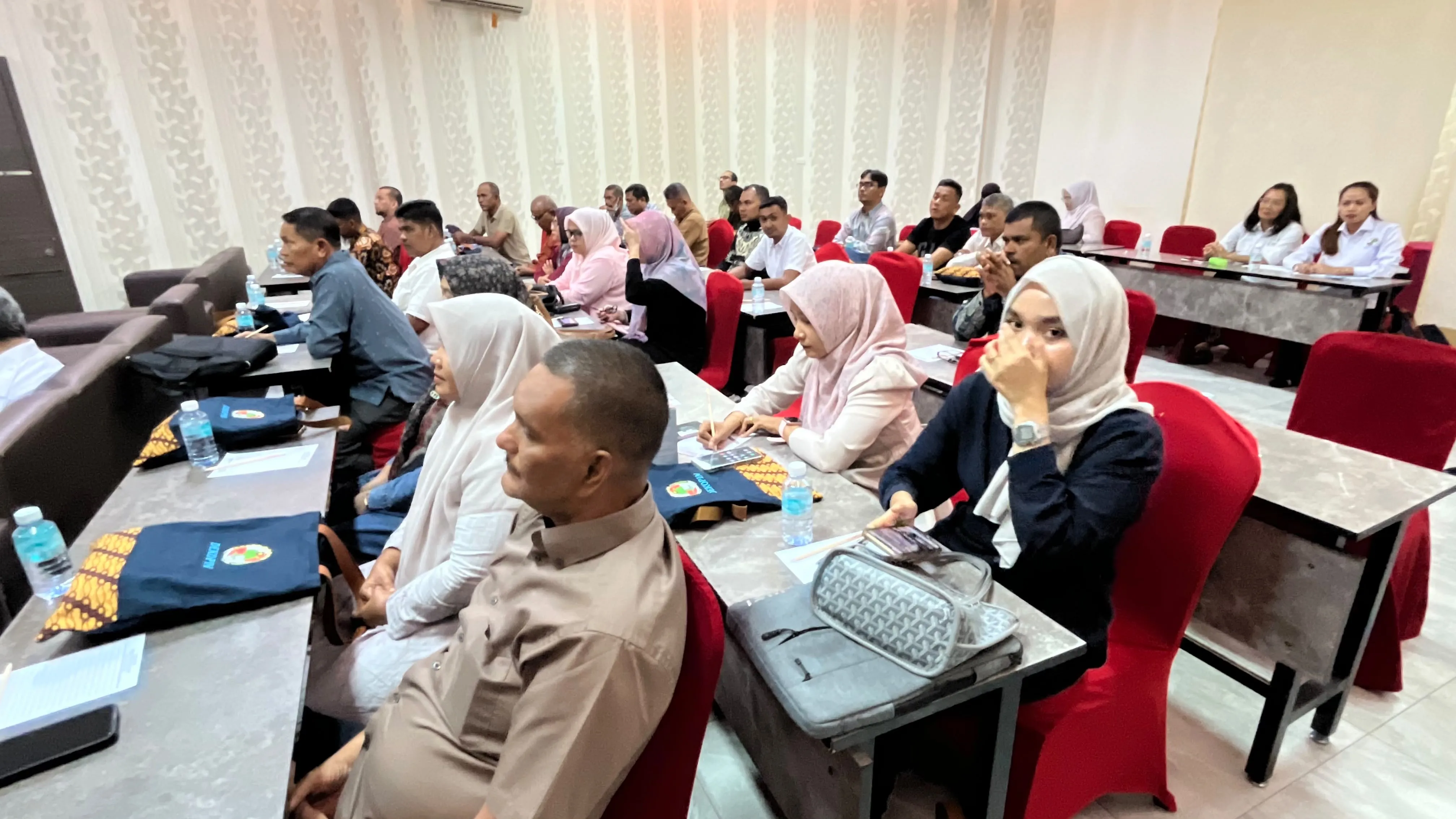 Buka Pelatihan Koperasi di Banda Aceh, Ketua Harian Dekopin Pusat Minta Pengelola Tetap Optimis