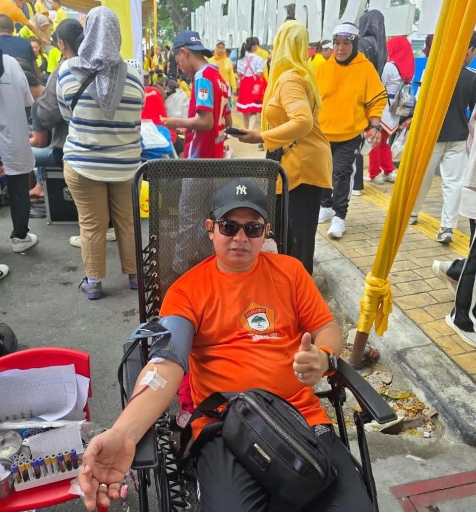 Golkar Sumut Bagikan 2.500 Paket Sembako, Gelar Donor Darah