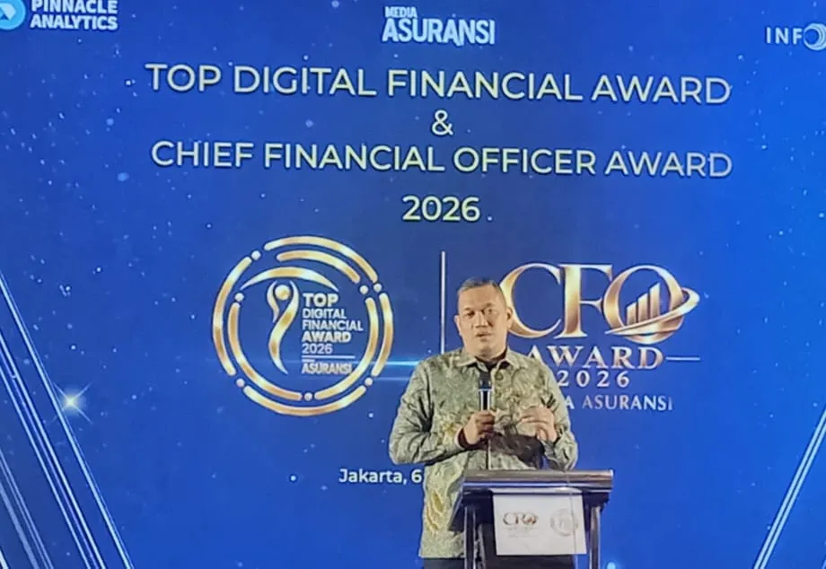 Pemberian Award Bagi Industri Asuransi Modal Mencari Mitra