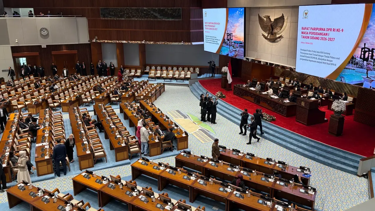 RUU Perlindungan Ketenagakerjaan Resmi Disahkan Jadi UU