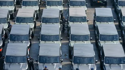 Danantara: Semua Menteri dan Wamen Bakal Dapat Mobil Dinas Maung