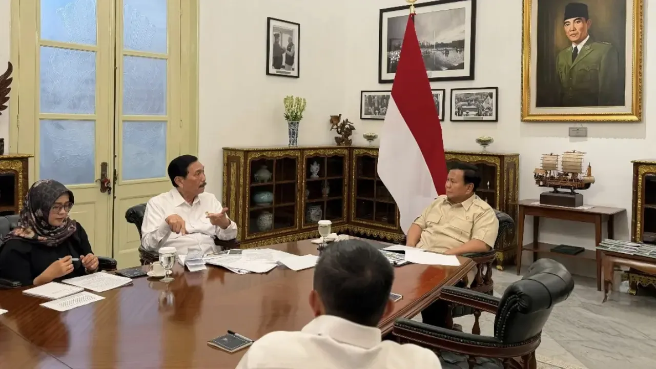 Prabowo Setuju Ubah Definisi Korupsi, Luhut: Agar Bisnis BUMN Tak Terhambat