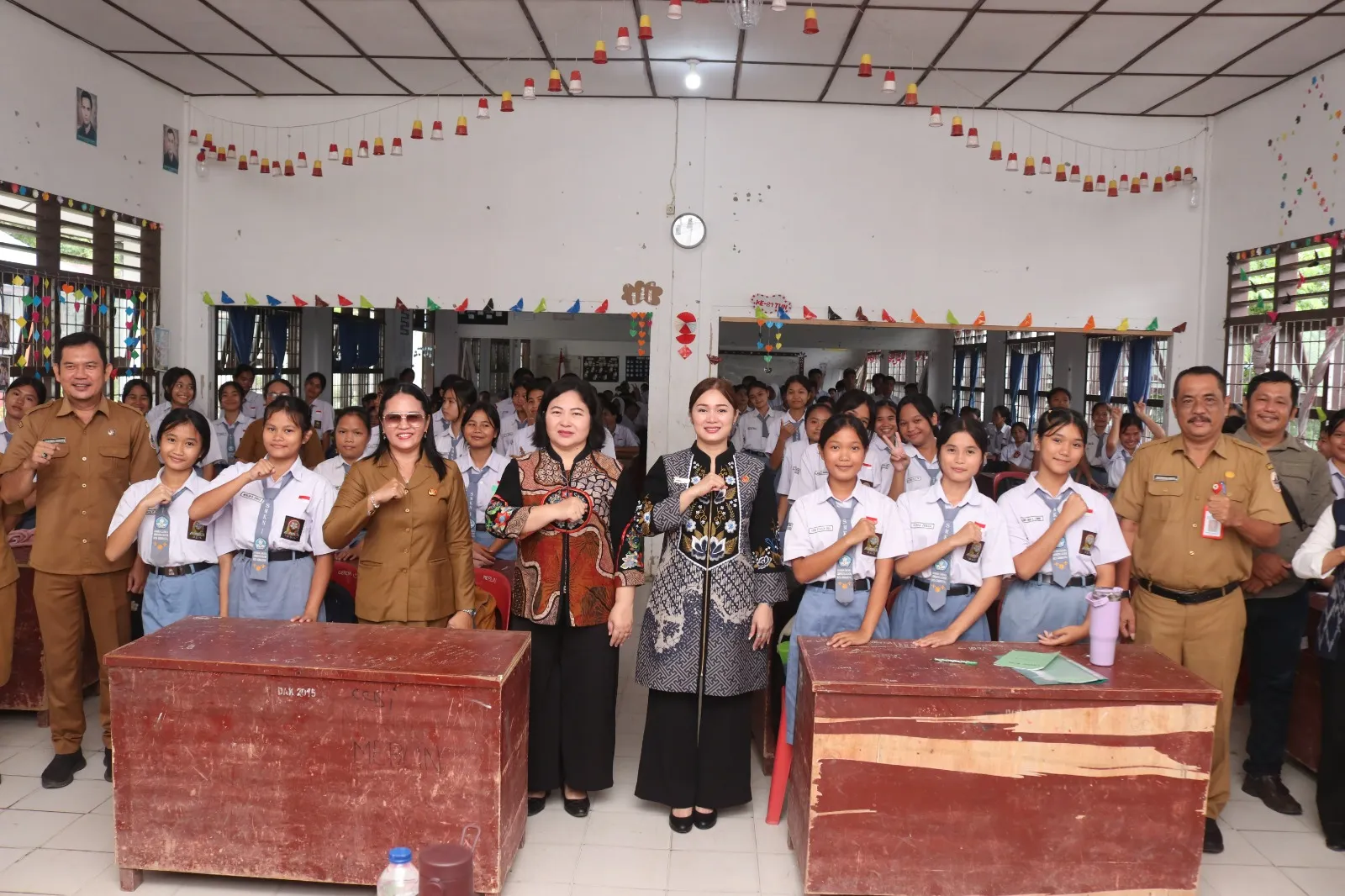 Kembangkan Ekonomi Kreatif, Dekranasda Gunungsitoli Lirik Potensi Karya Siswa