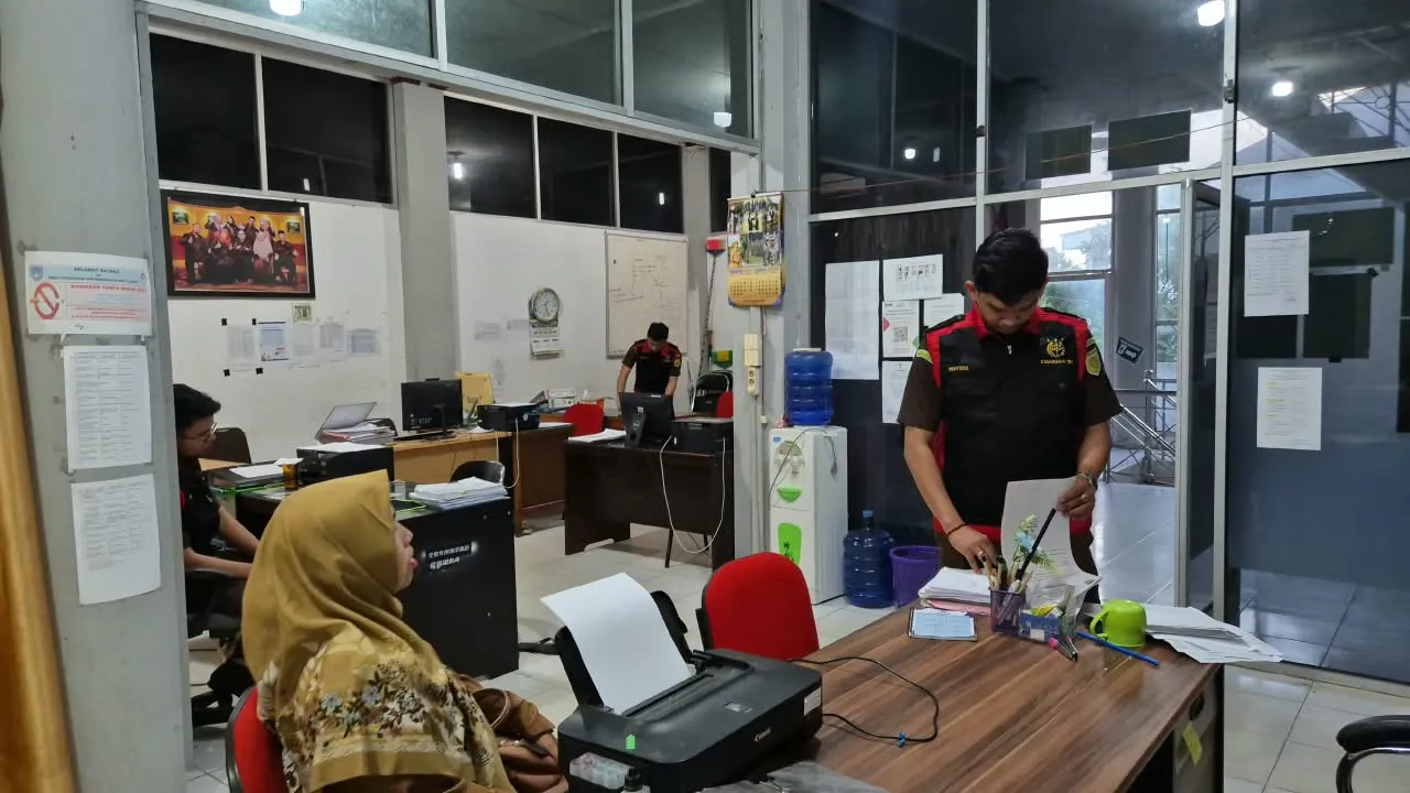 Terkait Dugaan Korupsi Dana Revitalisasi Sekolah, Kejari Langsa Geledah Kantor Dinas Pendidikan
