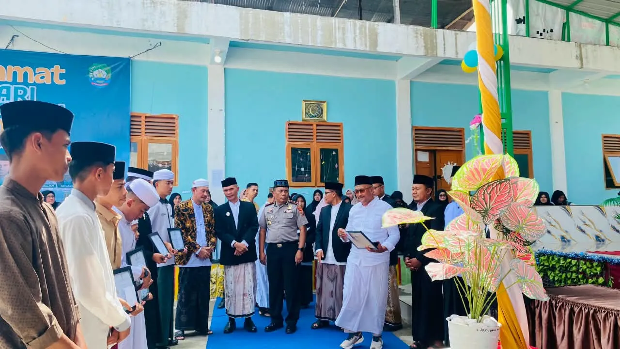 Wabup Abdya: Santri Harus Kuasai Iptek dan Berani Bersaing