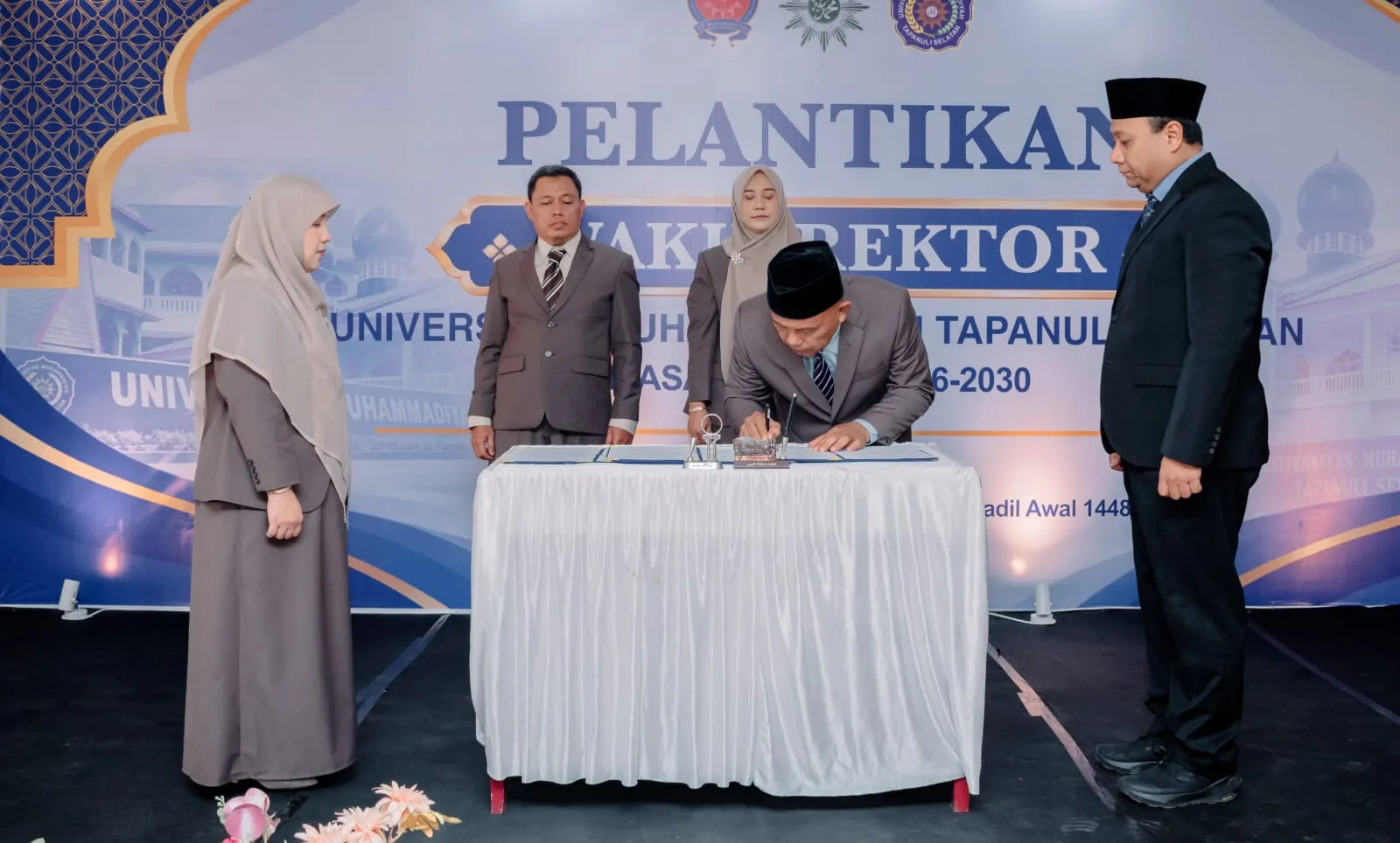 Tiga Wakil Rektor UM Tapsel Dilantik, Digitalisasi dan Produktivitas Riset Jadi Agenda 2026–2030