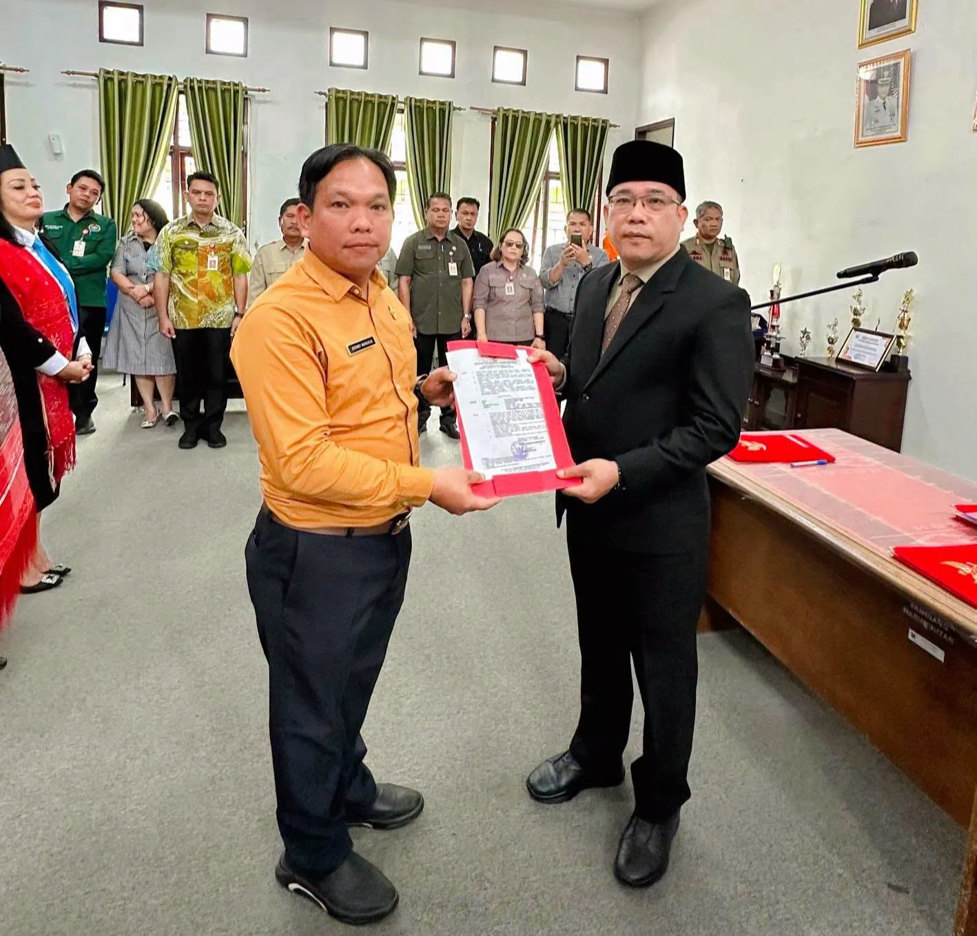 Bupati Humbahas Tekankan Profesionalisme dan Tanggung Jawab Pejabat yang Dilantik