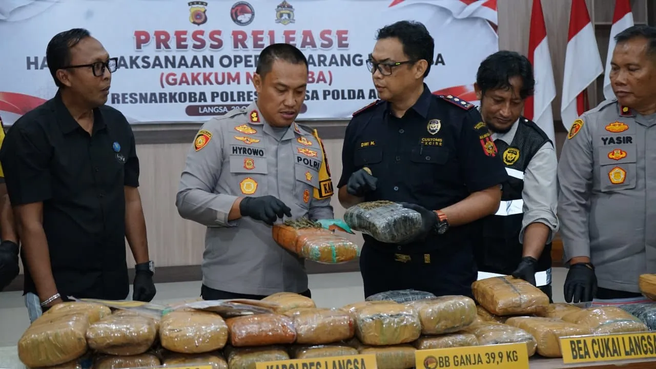 Polres Langsa Ungkap 10 Kasus Narkoba, 39,9 Kg Ganja Disita dan 14 Pria Diamankan