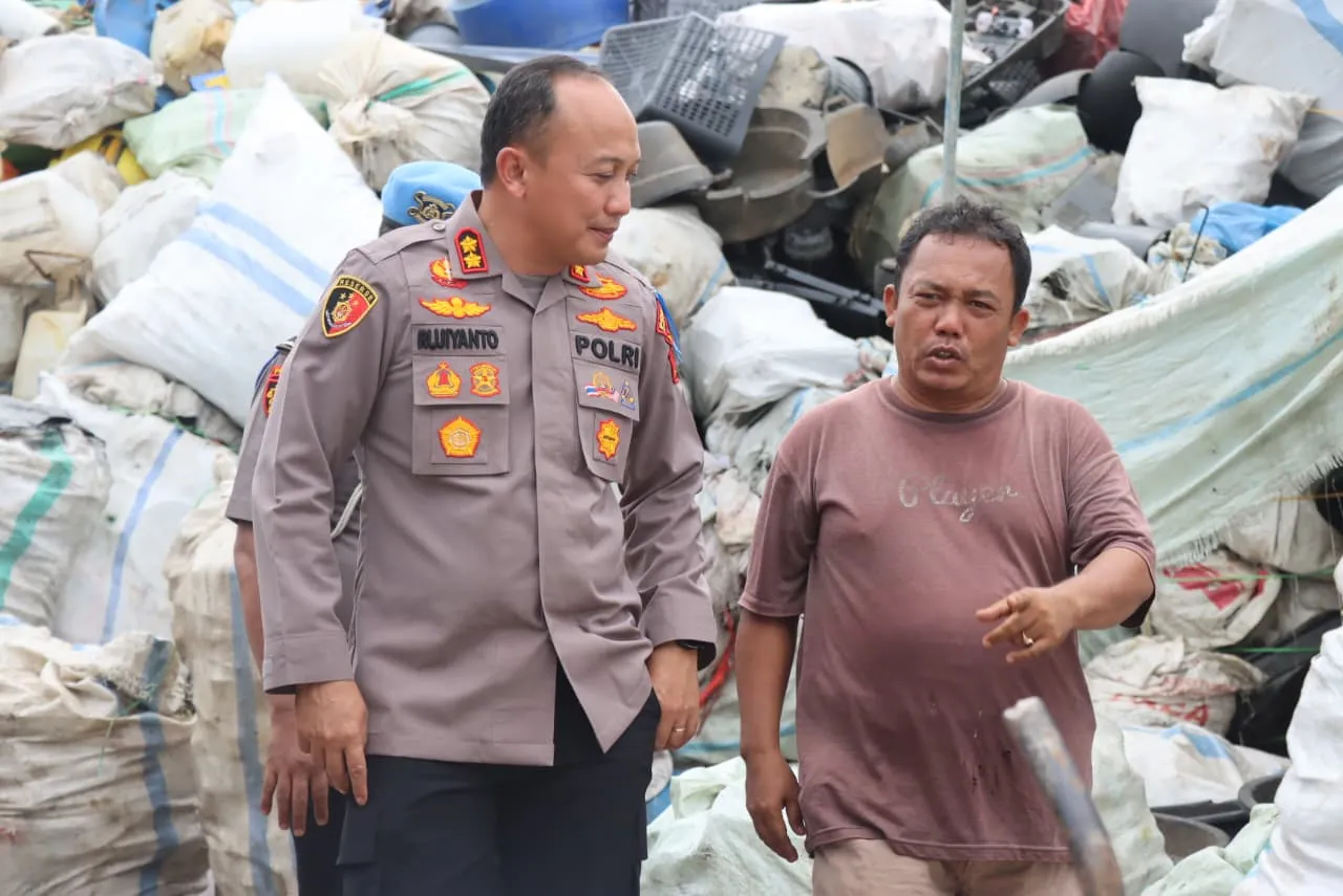 Saat Kapolres Duduk Bersama Pemulung, Asa Kemandirian Itu Tumbuh