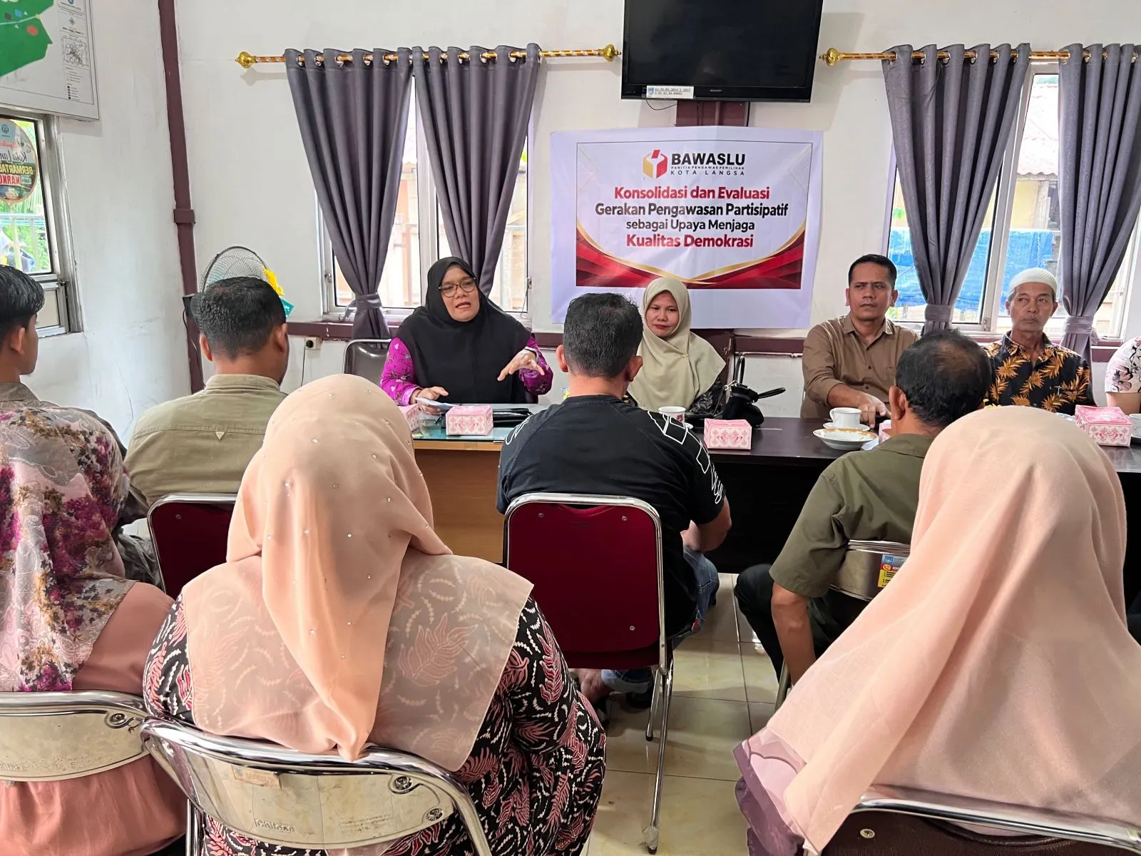 Bawaslu Langsa Perkuat Pengawasan Partisipatif dan Kesadaran Demokrasi di Buket Meutuah