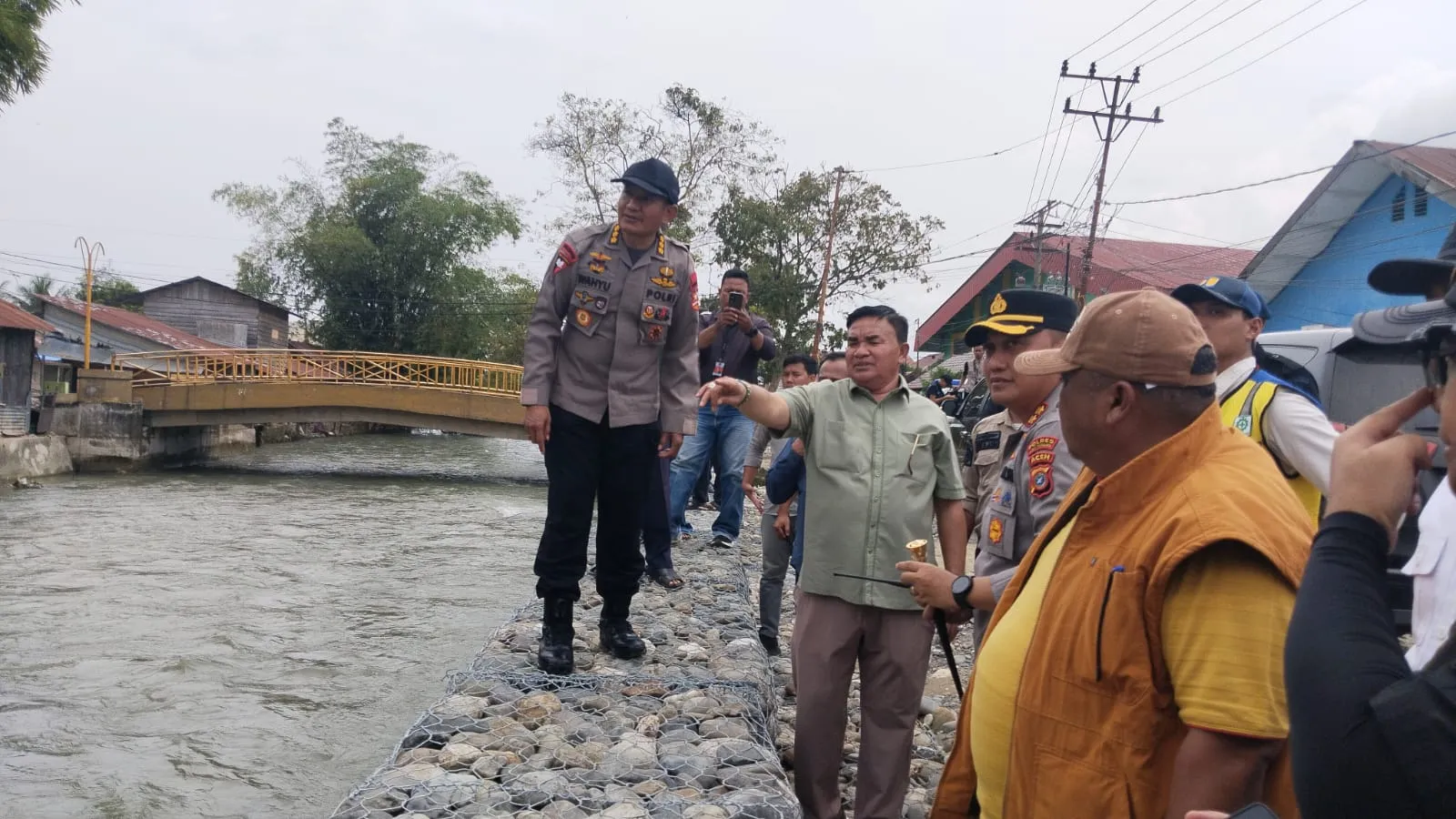 Bupati dan Satgas PRR Monitoring Pascabencana di Agara