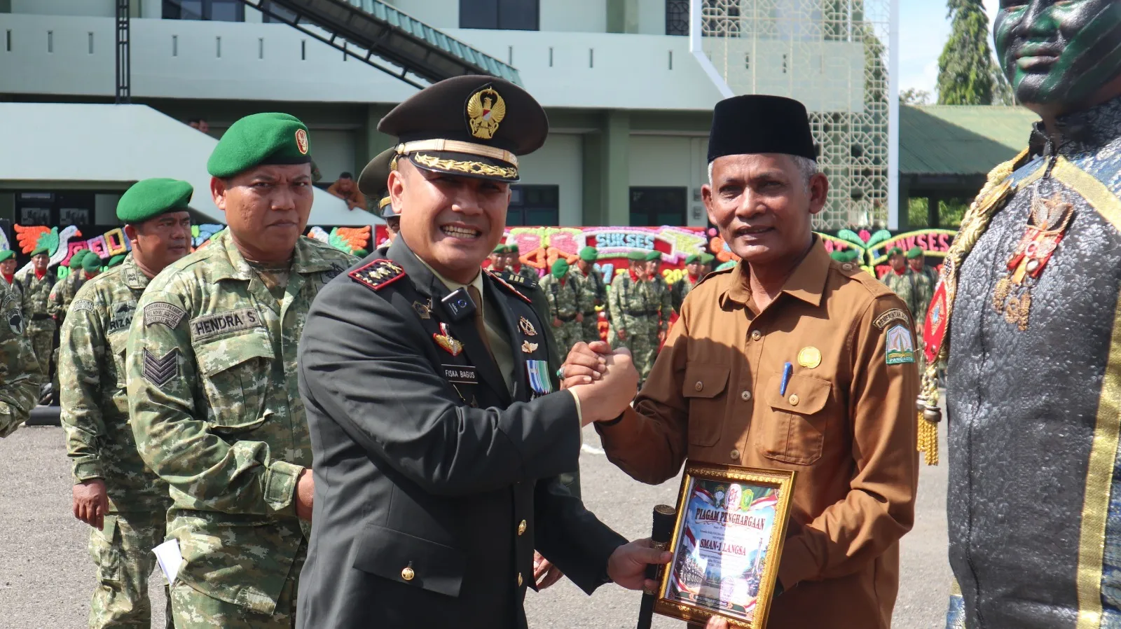 Semarak HUT Ke-81 TNI, Kodim 0104/Aceh Timur Teguhkan Sinergitas TNI Bersama Rakyat