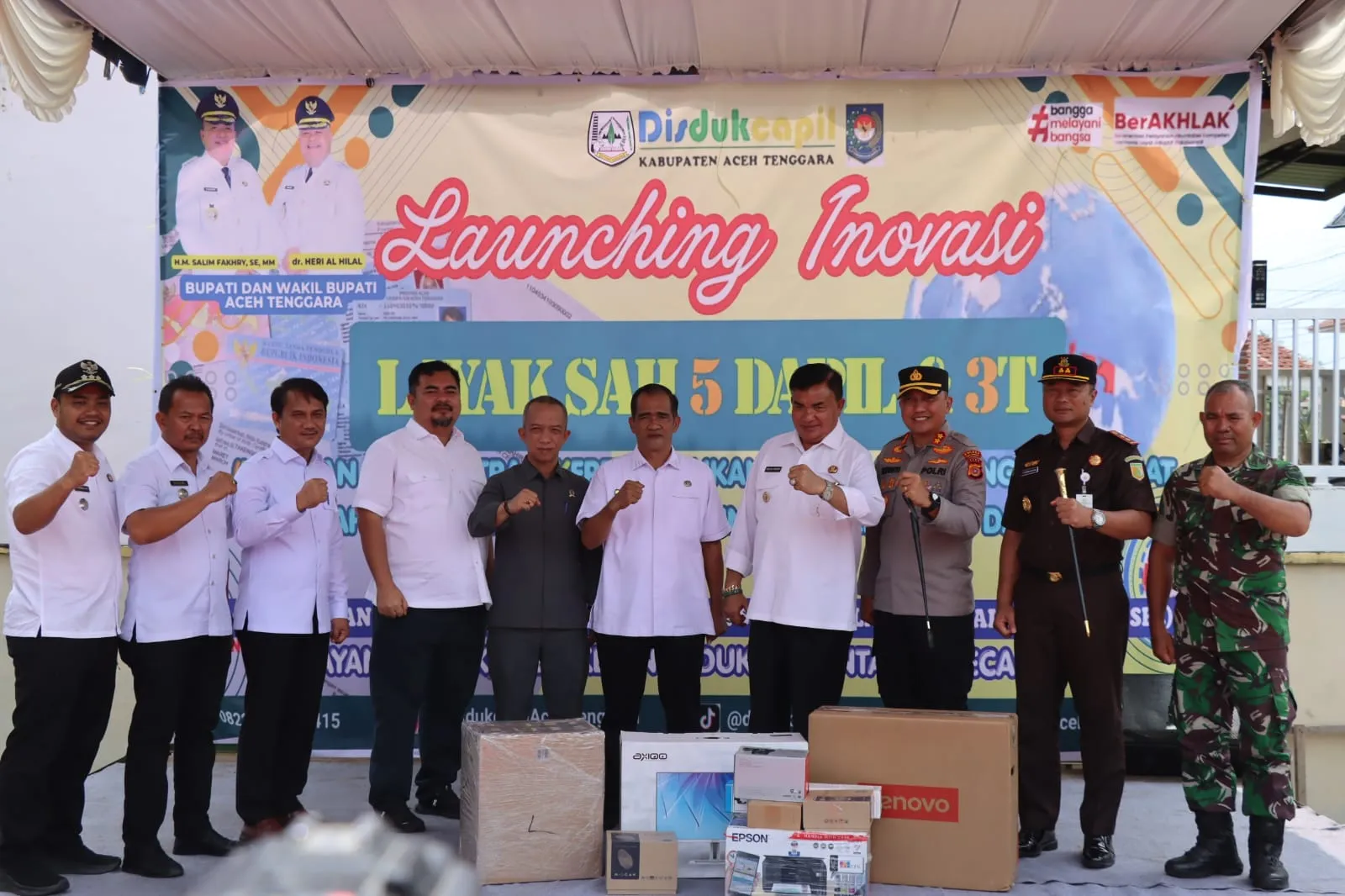 Polisi Bersama Masyarakat, Kapolres Agara Hadiri Launching Layanan Tuntas di Kecamatan