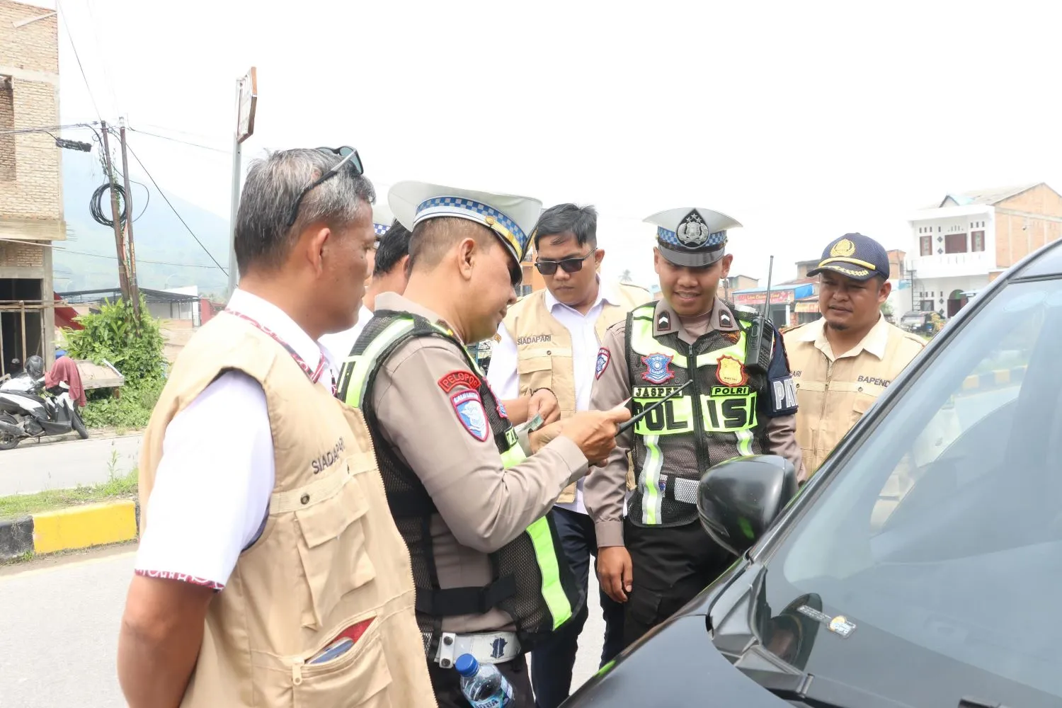 Bapenda Samosir Bersama Polres dan Samsat Tingkatkan Kepatuhan Pajak Kendaraan