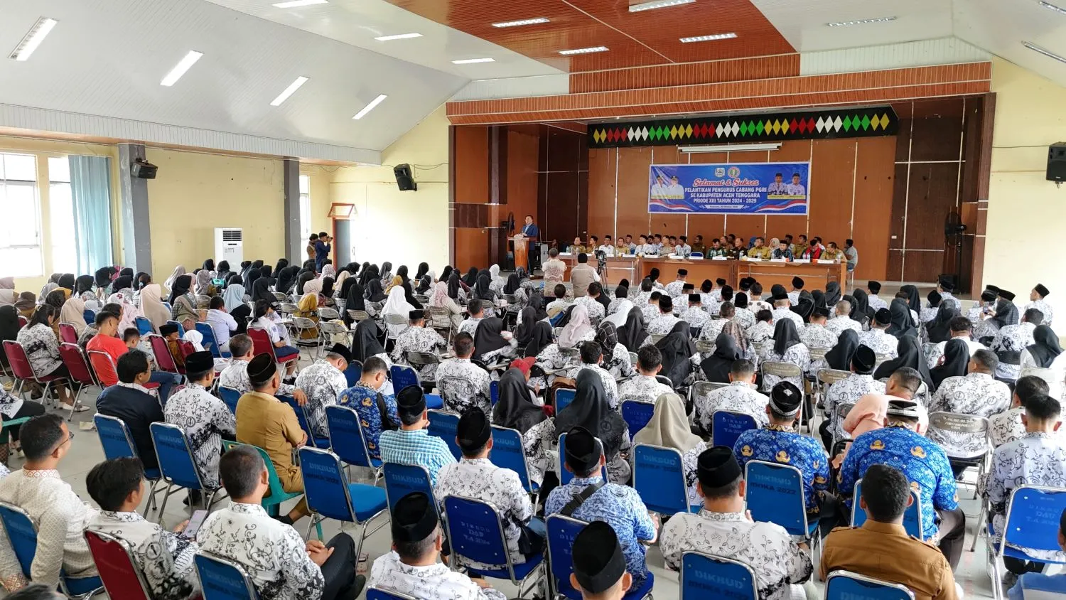 Bupati Minta Sekolah Jaga Siswa, PGRI Bantu Guru dan Siswa  Korban Kebakaran