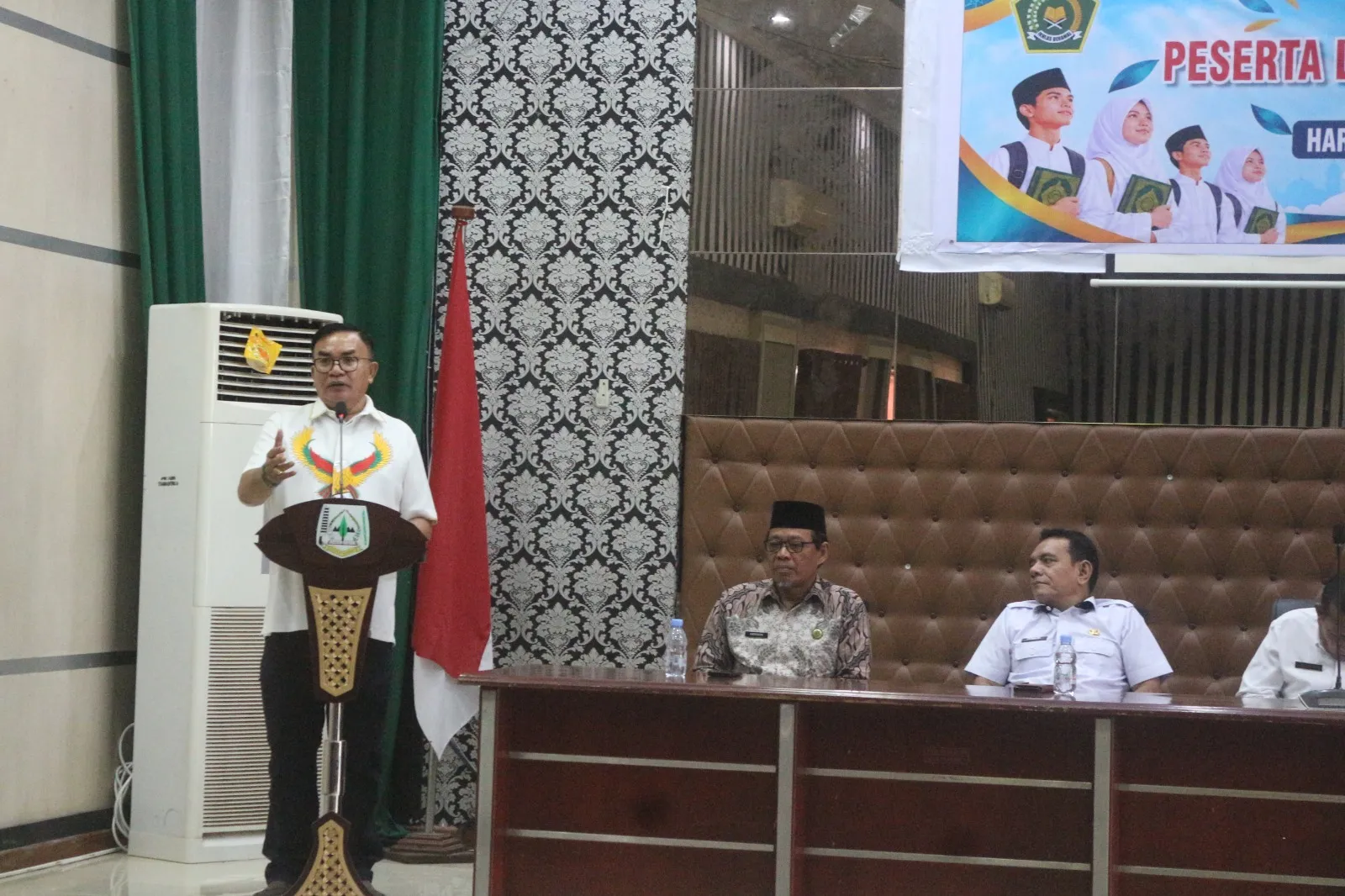 Peringati Hari Santri, Bupati Agara Buka Lomba Pidato Tiga Bahasa