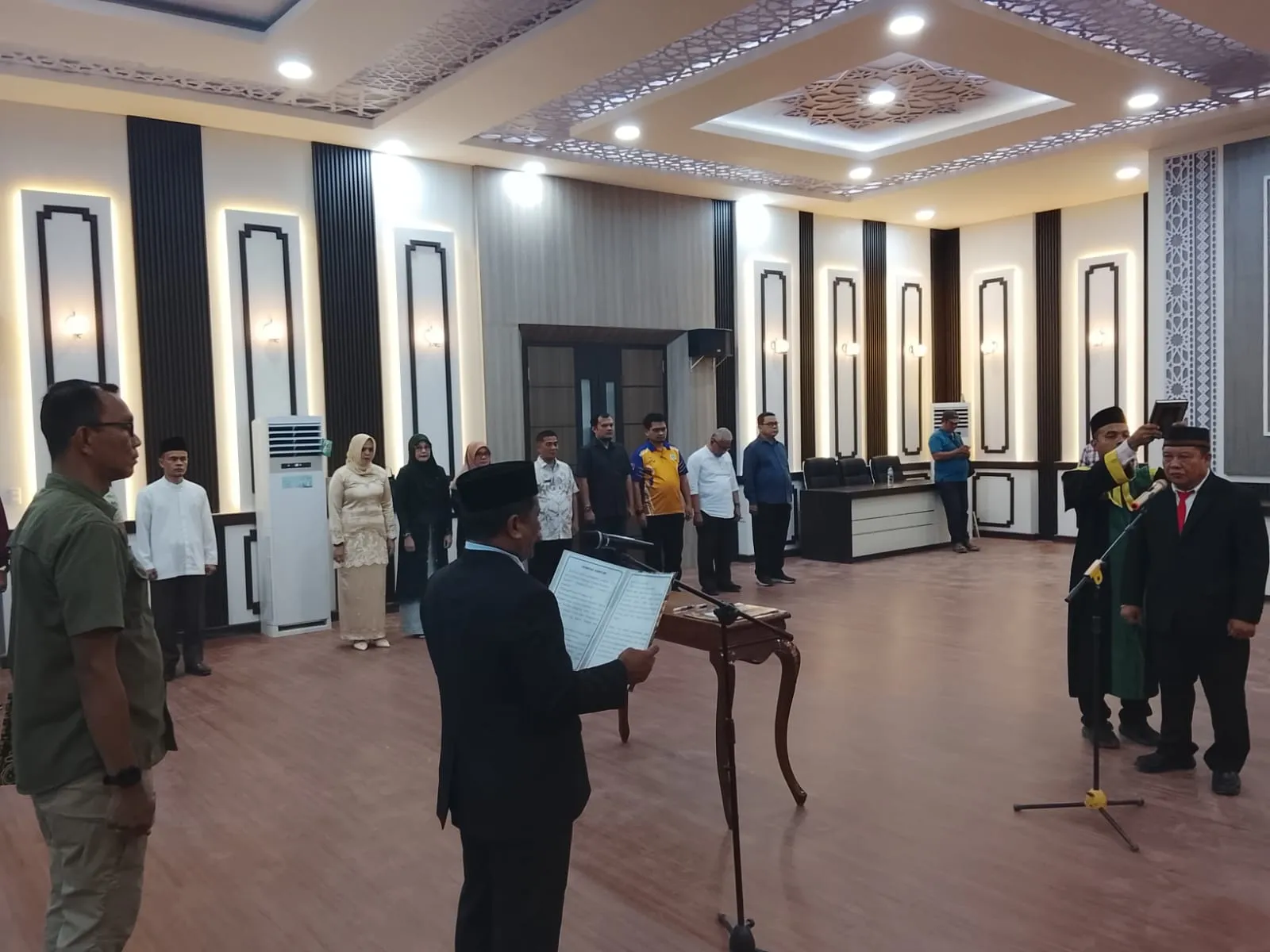 Kado Istimewa Jumat Berkah untuk Rahimuddin Amin