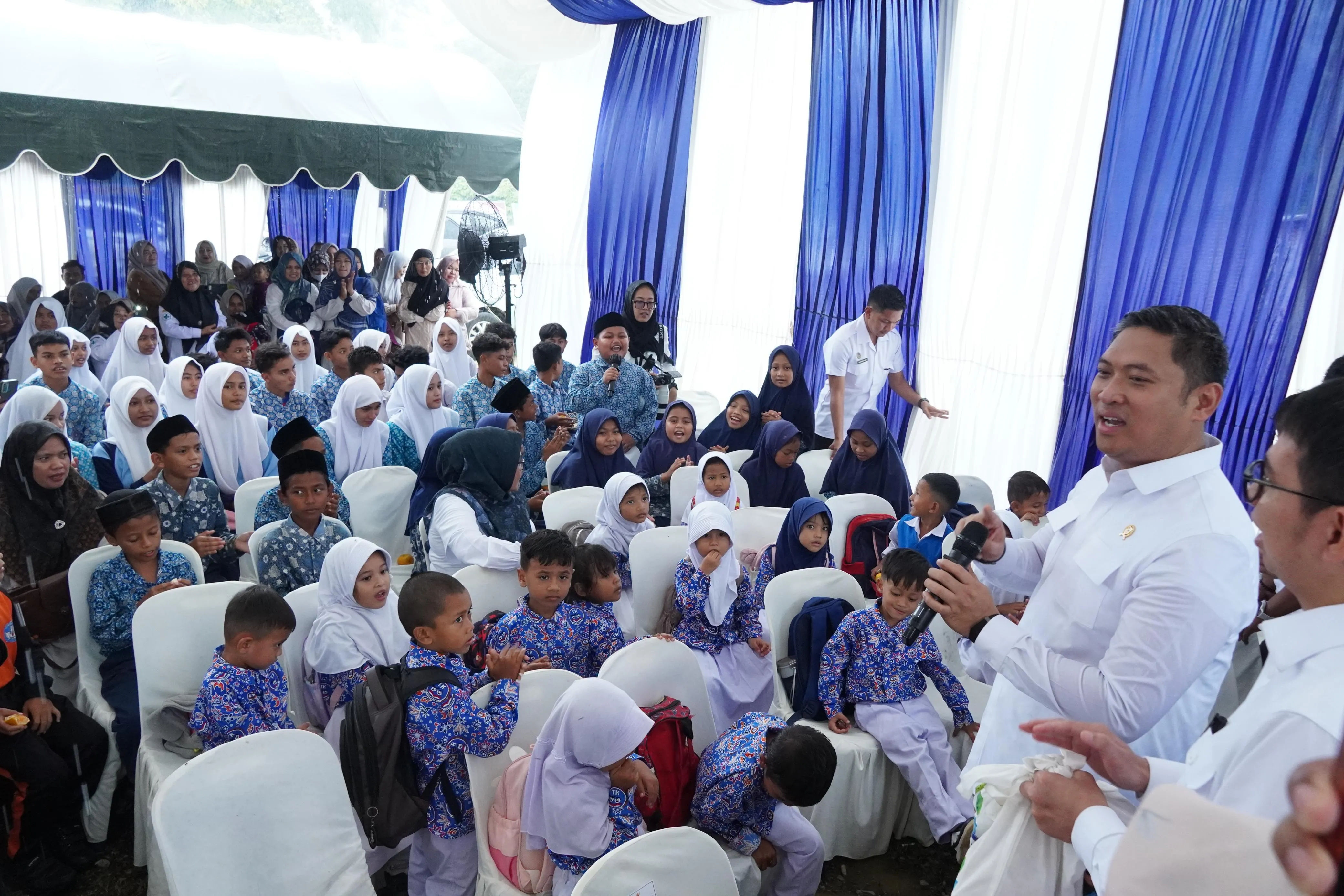 Asisten II Sekdakab Aceh Besar Dampingi Kepala BGN Resmikan SPPG Wilayah 3T