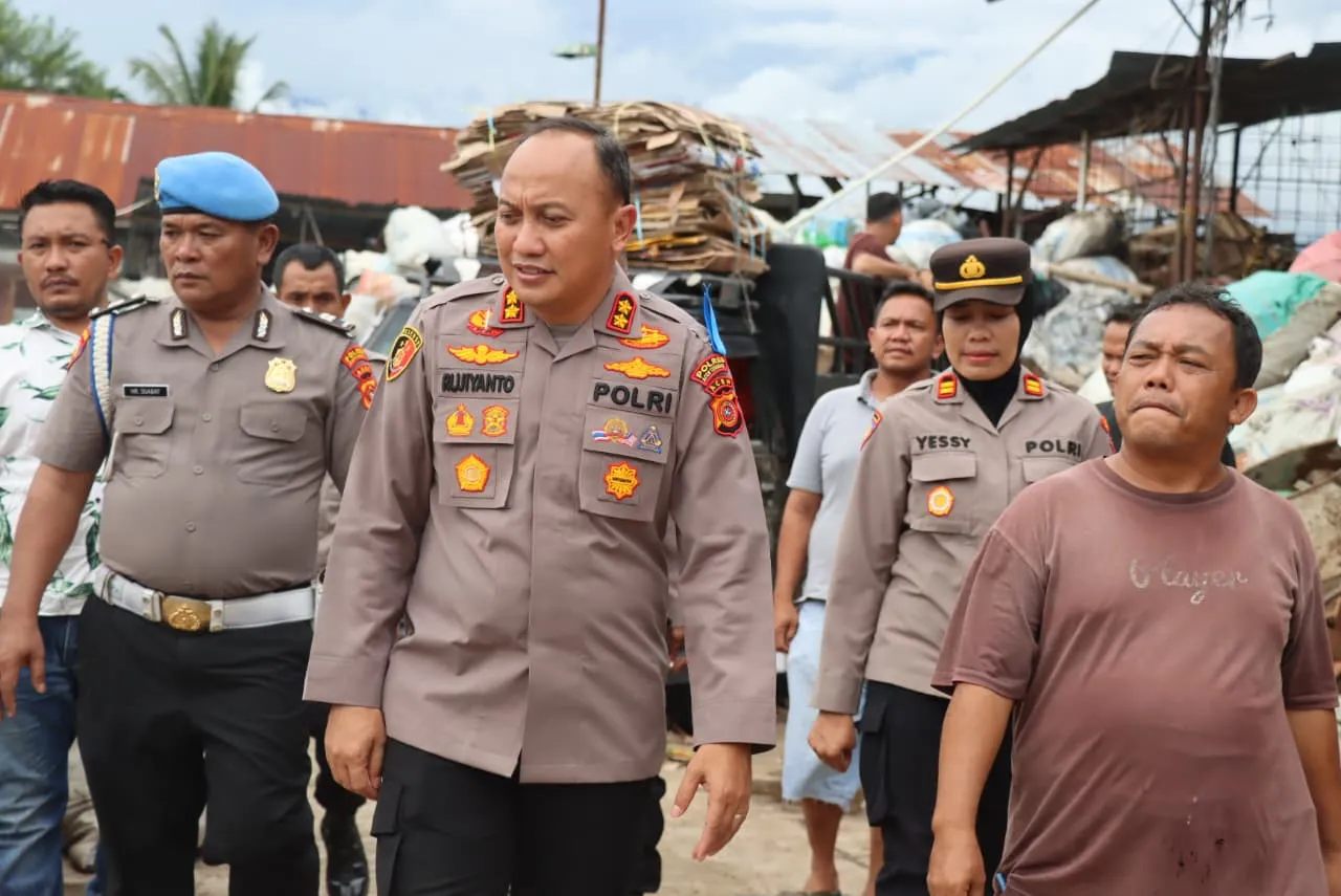 Saat Kapolres Duduk Bersama Pemulung, Asa Kemandirian Itu Tumbuh