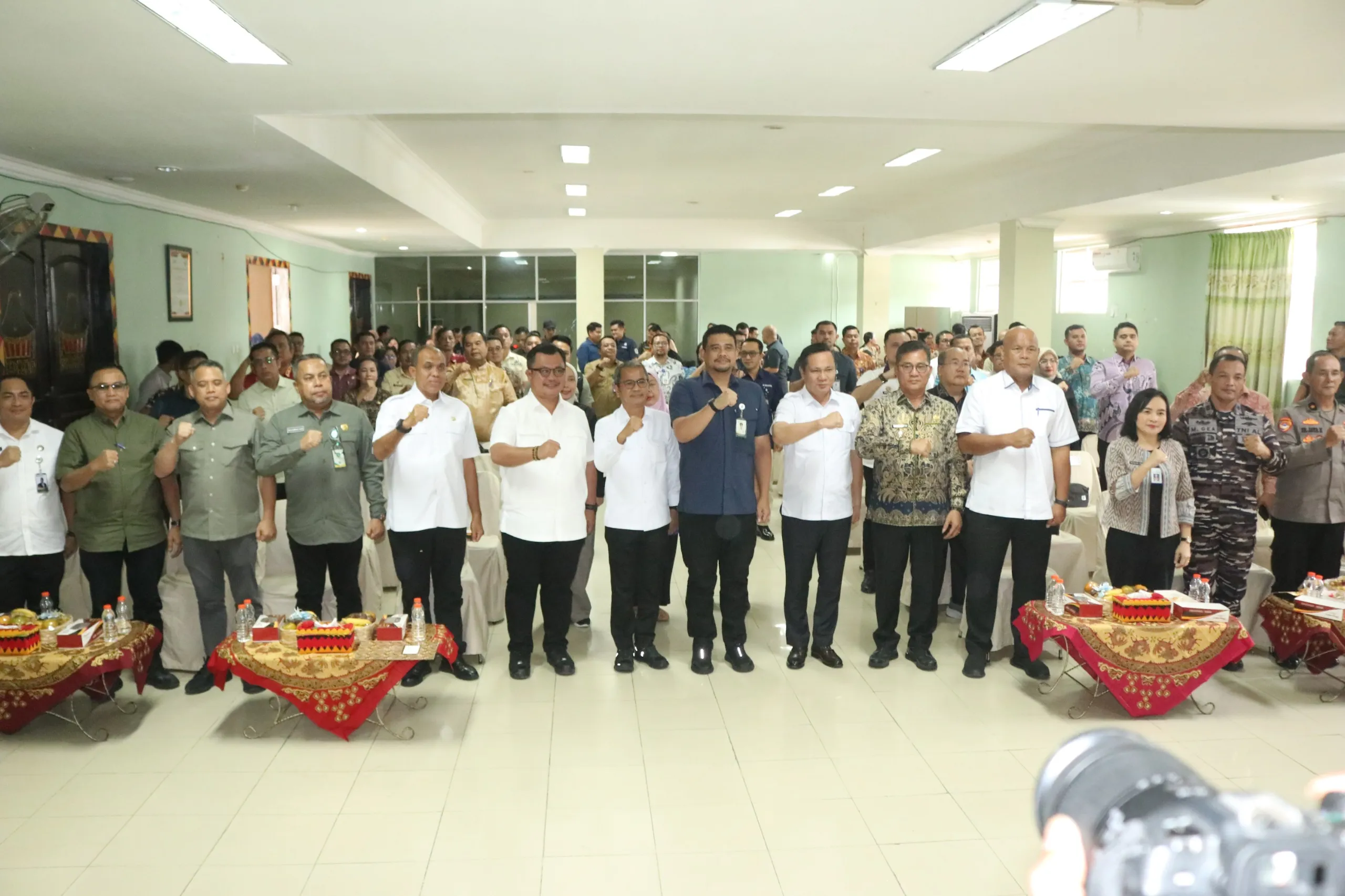 Gubsu Hadiri Penyerahan RSUD dr. M. Thomsen Nias
