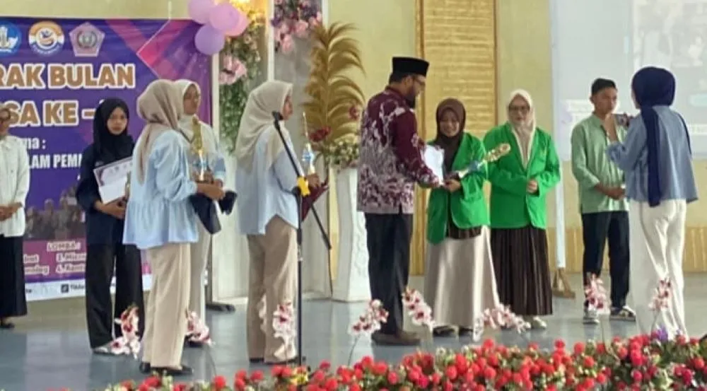 Tajam Berargumen, Mahasiswa UIN Syahada Sabet Juara 1 Debat