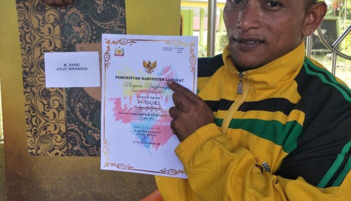 M Basri Senang Terima Penghargaan Haornas
