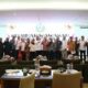 SEBANYAK 100 anggota DPRD Sumatera Utara befoto bersama pada acara penguatan idiologi Pancasila dari BPIP (Badan Pembinaan Idiologi Pancasila), Kamis (13/10/2022). Waspada/Ist