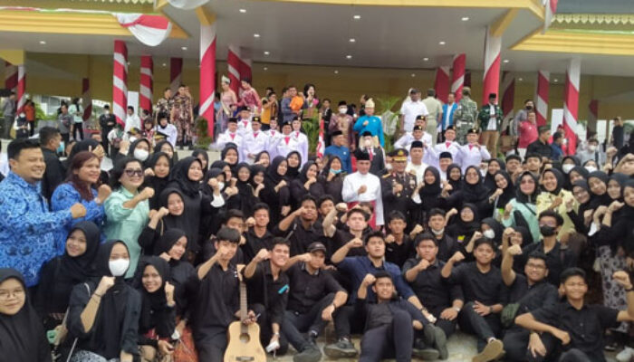 Gubsu Dan Kapoldasu Apresiasi Tim Ansamble Dan Padsu SMA Harapan Medan