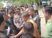 Masyarakat Puncak Sorik Marapi “Hadang” Kunjungan DPRD Sumut