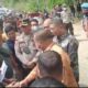 Masyarakat Puncak Sorik Marapi "Hadang" Kunjungan DPRD Sumut