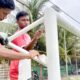 Warga Bungie Gotong Royong Benahi Lapangan