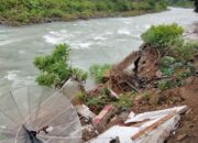 Krueng Lamsujen Longsor, Lima Ruko Ambruk