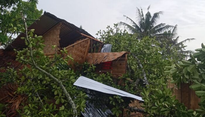 Angin Puting Beliung Landa Sergai, Puluhan Rumah Rusak
