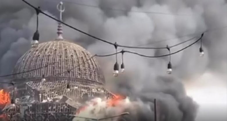 Kubah Masjid Islamic Center Jakarta Utara Terbakar