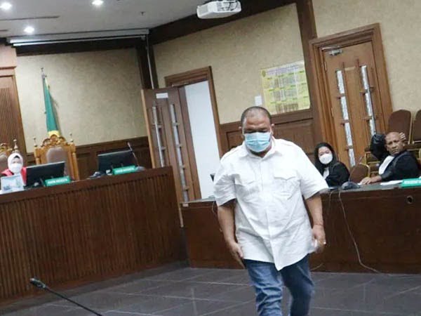 Bupati Langkat Nonaktif Terbit Divonis 9 Tahun Penjara