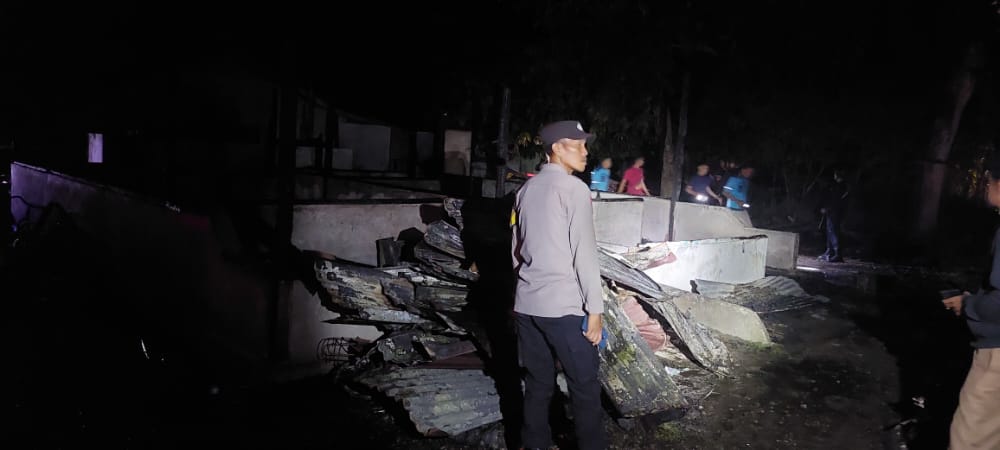 4 Rumah Musnah Terbakar 4 Rumah Musnah Terbakar