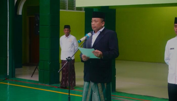 Lagu Ya Lal Wathon Menggema Pada Peringatan HSN Di UINSU