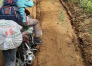 Di Angkola Barat, Puluhan Tahun Jalan Masih Berlumpur   