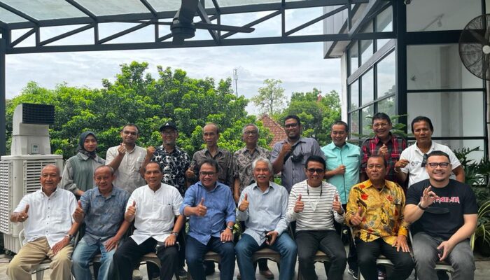 Pelantikan IKA FEB USU Dan Seminar Internasional