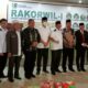 GUBSU Edy Rahmayadi dan Ketua Umum KAHMI Sumut Rusdi Lubis diabadikan bersama sejumlah narasumber dan peserta Rakorwil. Waspada/ist